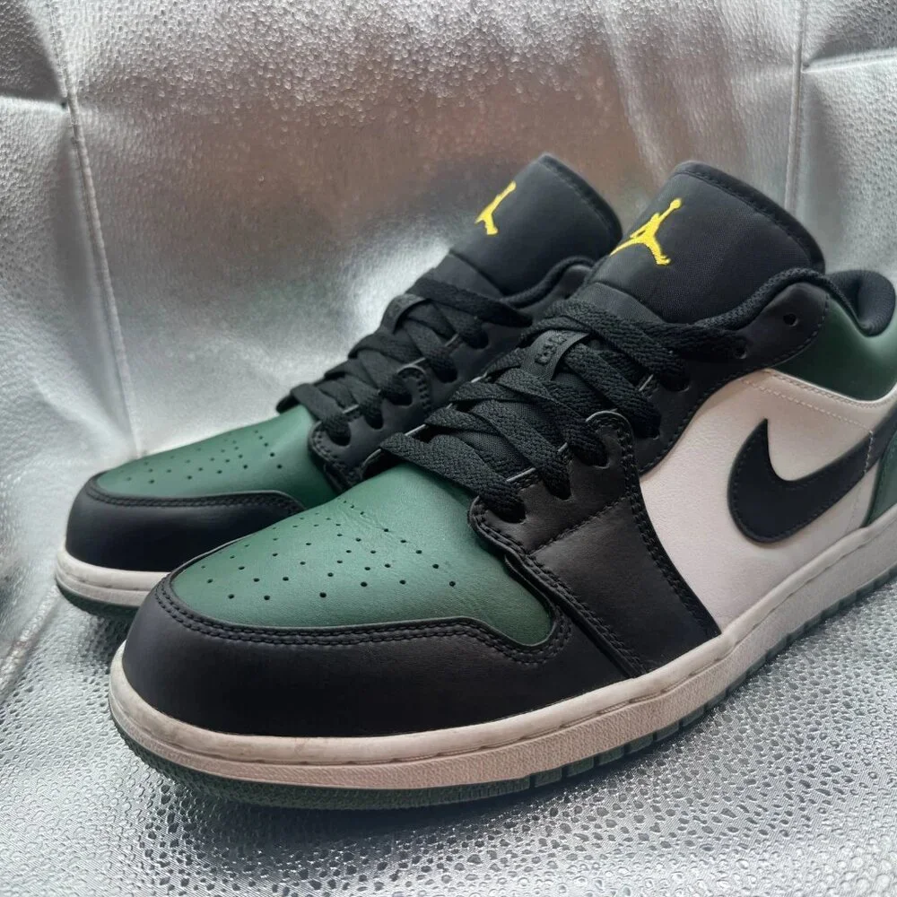 Size 11.5 Jordan 1‎ Low Mens Green Toe Low Top Lace-Up Sneakers 553558-371